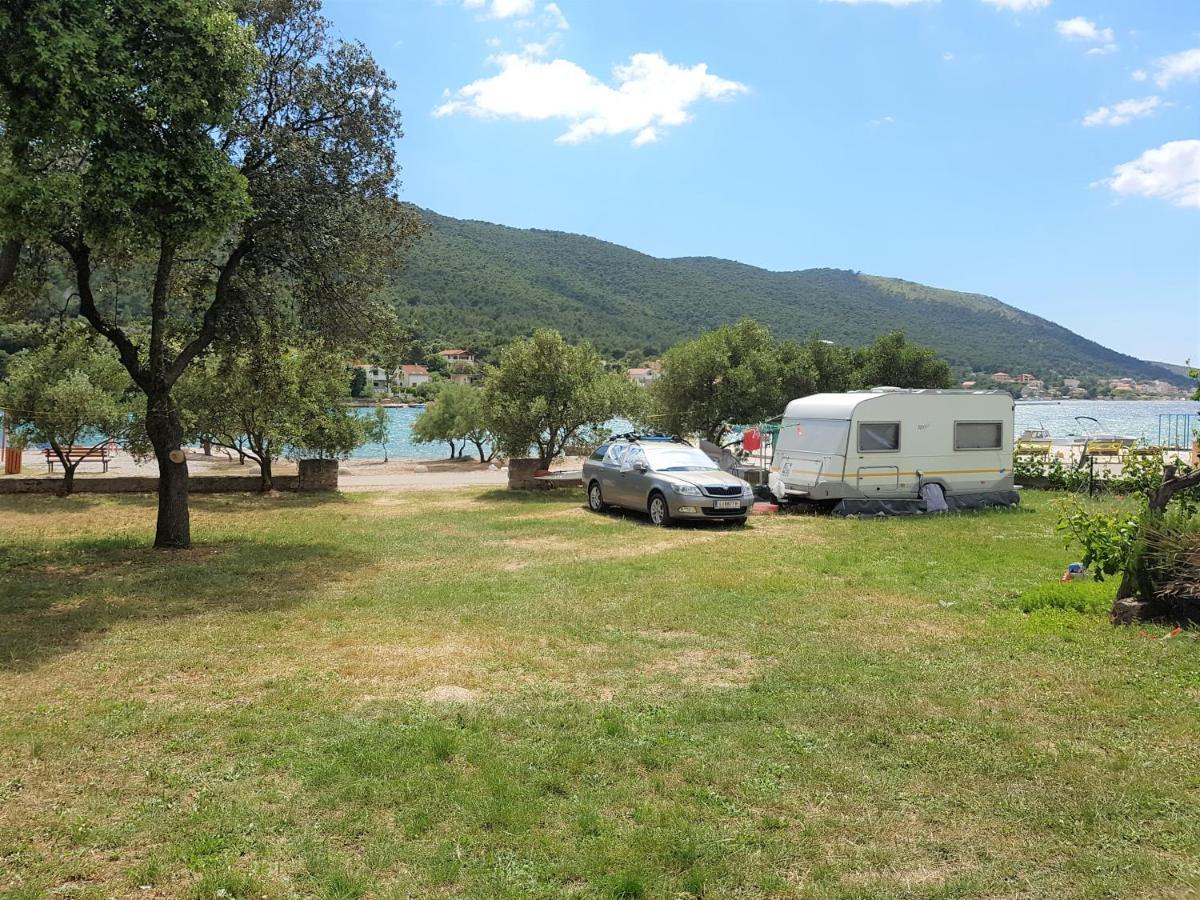 Auto Camp On The Beach - Grebaštica Eksteriør bilde